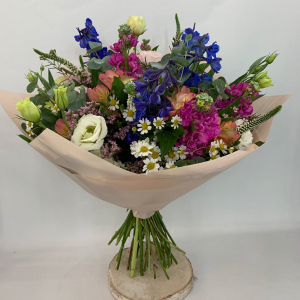 זר פרחים מנגינה קיצית